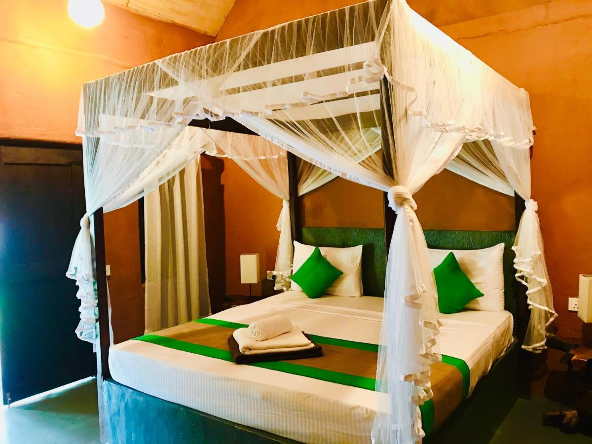 Cloudz Sigiriya Hotel Buitenkant foto